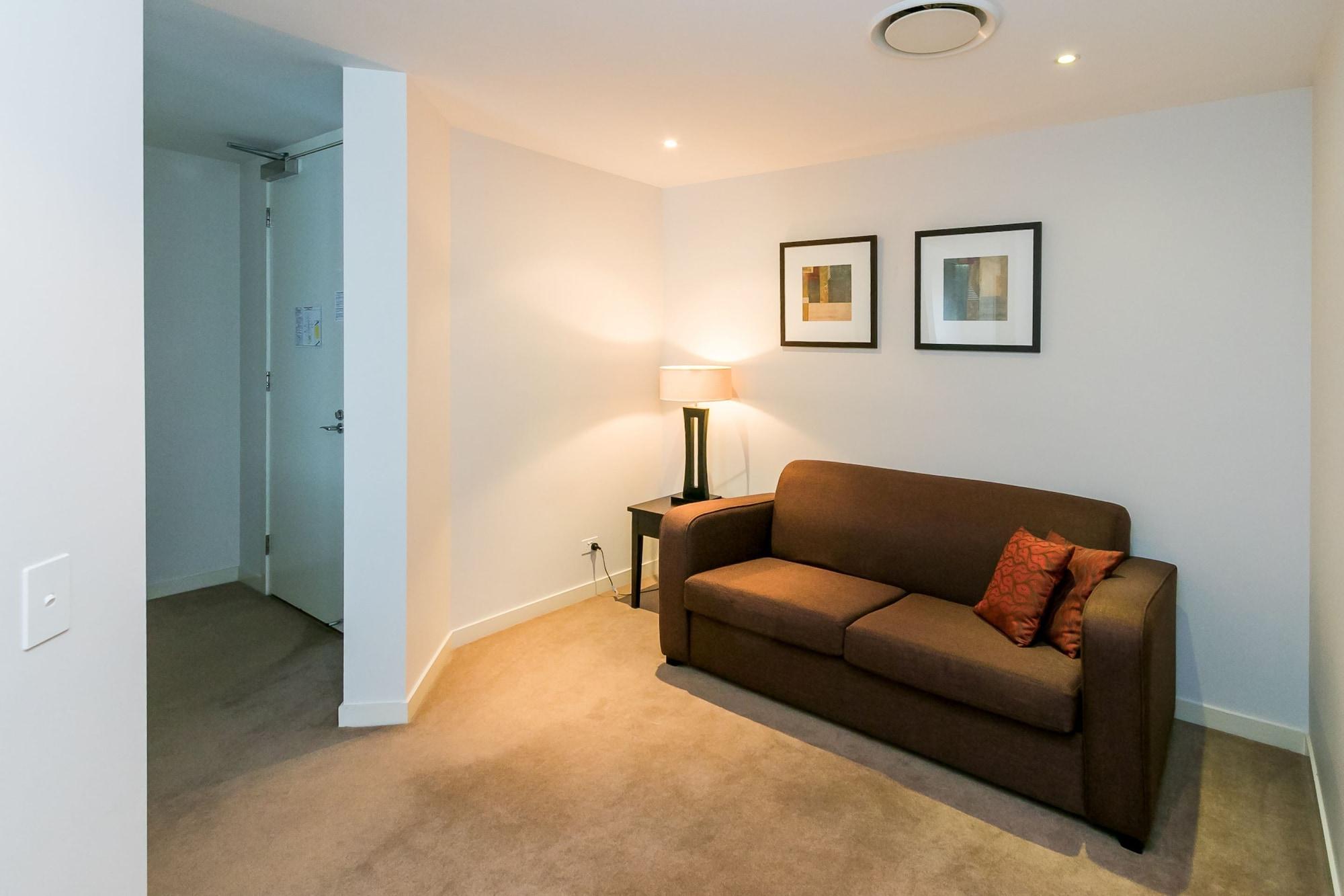 Grand Mercure Allegra Hervey Bay Bagian luar foto A typical apartment at the University of Western Australia